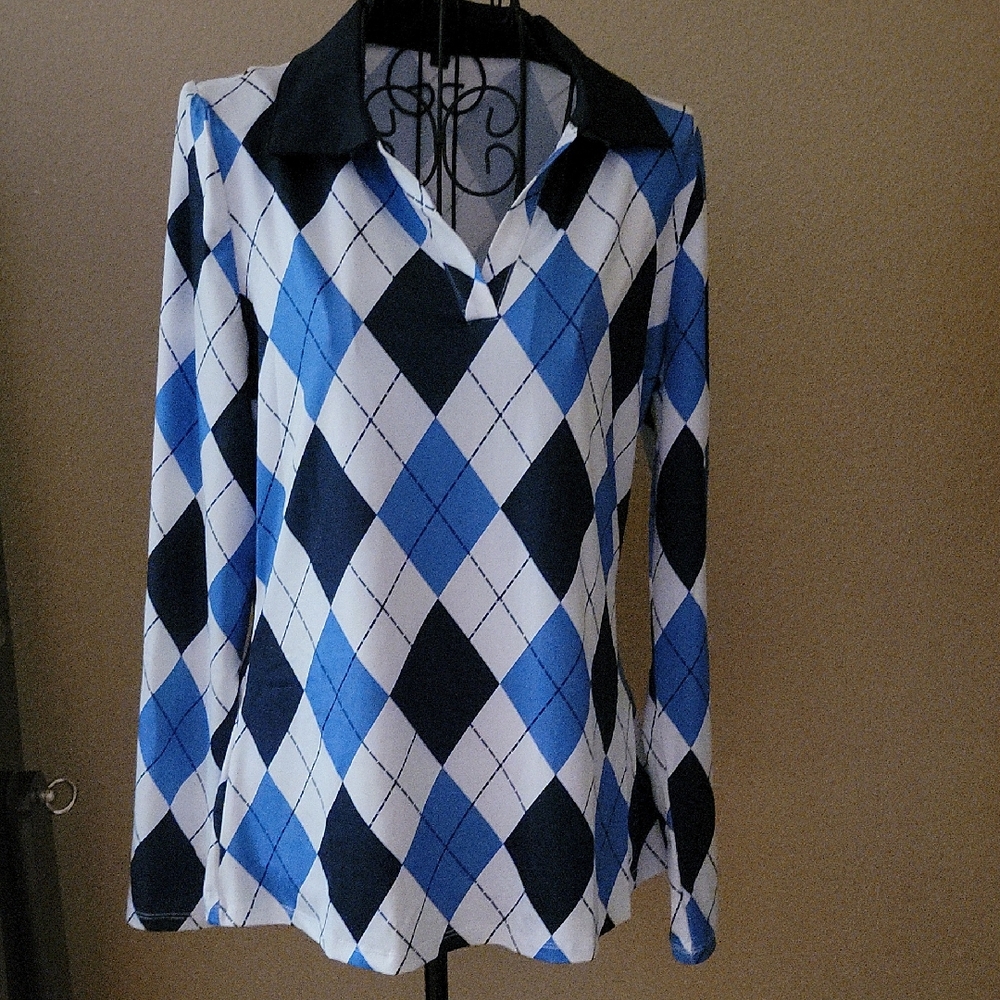 Women's Top Argyle Print Long Sleeve Collared V-Neck Sz SM NWOT $13